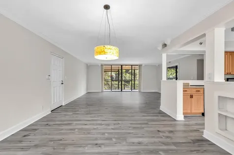 7564 Regency Lake Drive Boca Raton FL 33433