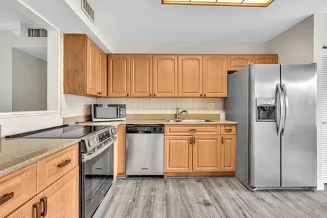 7564 Regency Lake Drive Boca Raton FL 33433