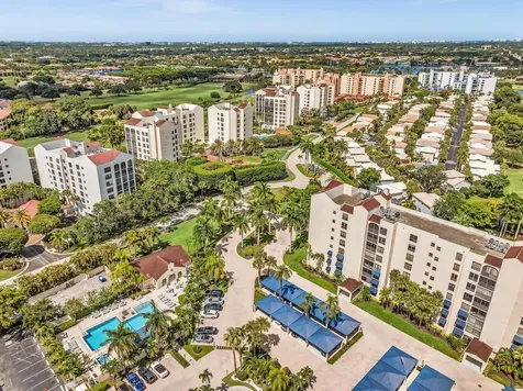 7564 Regency Lake Drive Boca Raton FL 33433
