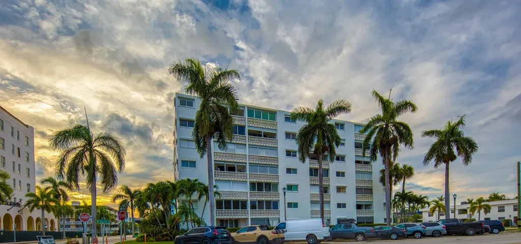 1 N Golfview Road Lake Worth Beach FL 33460