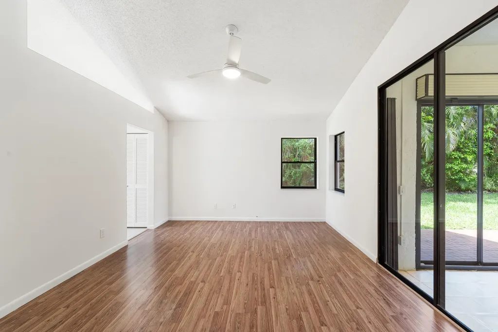 7219 Le Chalet Boulevard Boynton Beach FL 33472