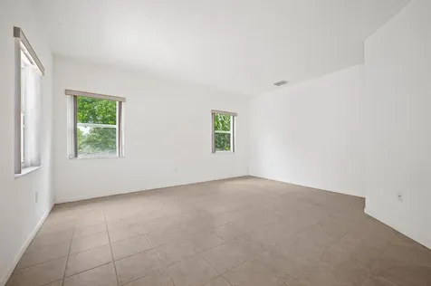2110 NW 75th Way Pembroke Pines FL 33024