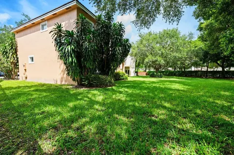 2110 NW 75th Way Pembroke Pines FL 33024