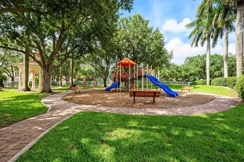 2110 NW 75th Way Pembroke Pines FL 33024