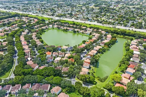 2110 NW 75th Way Pembroke Pines FL 33024