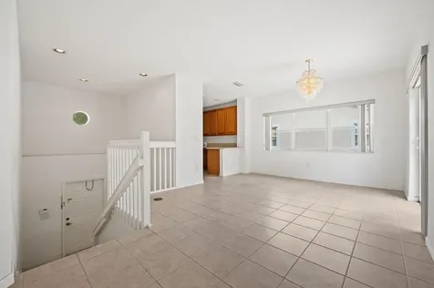 2110 NW 75th Way Pembroke Pines FL 33024