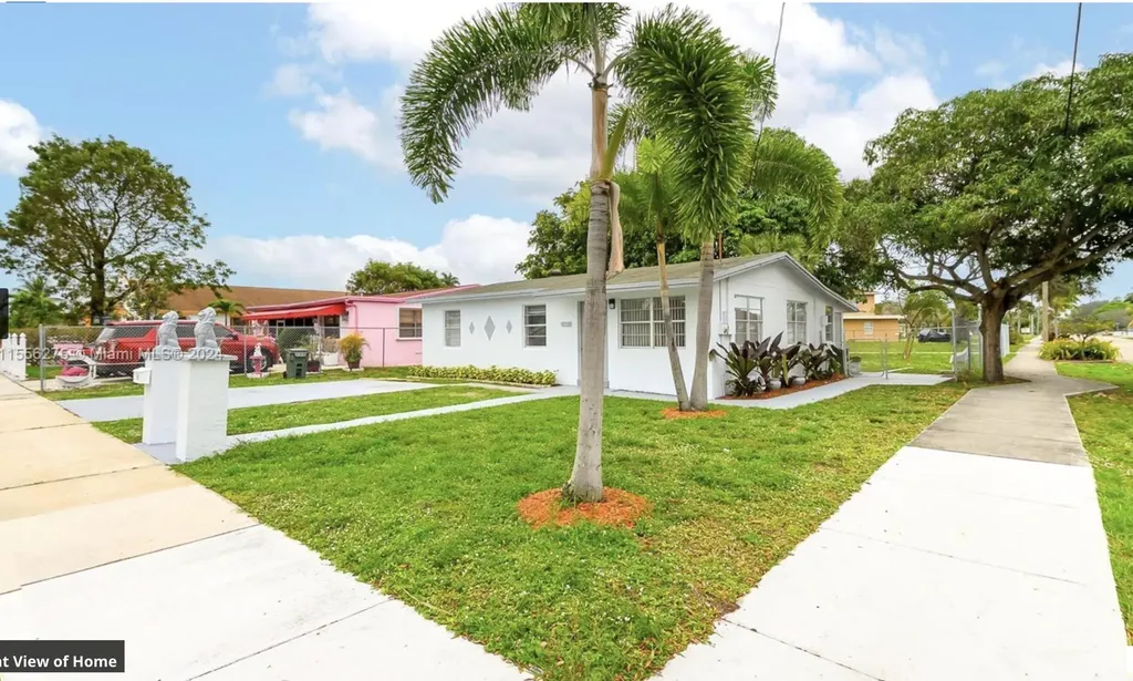 145 SW 13th Avenue Delray Beach FL 33444
