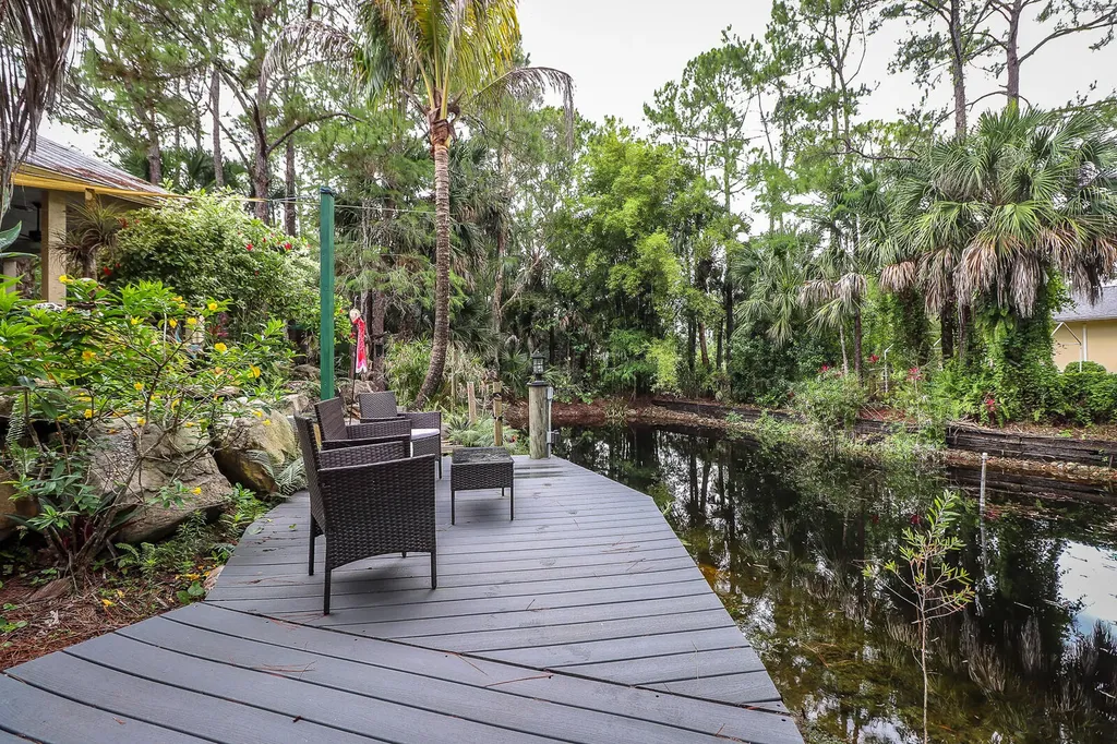 8259 155th Place N Palm Beach Gardens FL 33418