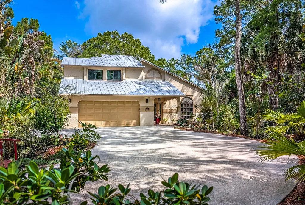 8259 155th Place N Palm Beach Gardens FL 33418