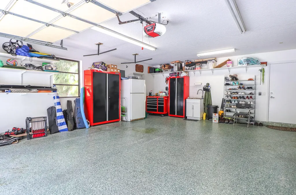 8259 155th Place N Palm Beach Gardens FL 33418