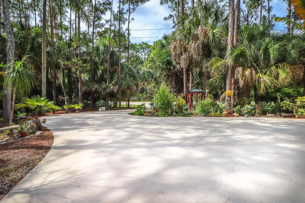 8259 155th Place N Palm Beach Gardens FL 33418