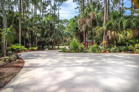 8259 155th Place N Palm Beach Gardens FL 33418