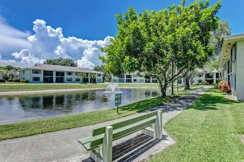 601 Sabal Ridge Circle Palm Beach Gardens FL 33418