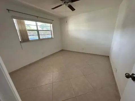 21 Abbey Lane Delray Beach FL 33446