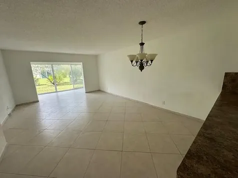 21 Abbey Lane Delray Beach FL 33446