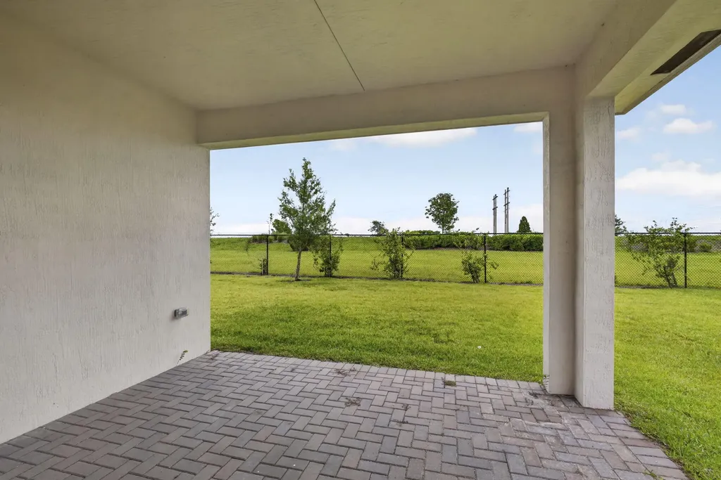 1290 Tangled Orchard Trace Loxahatchee FL 33470