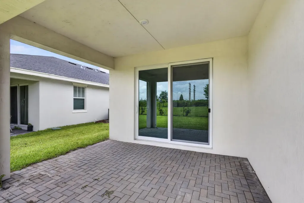 1290 Tangled Orchard Trace Loxahatchee FL 33470