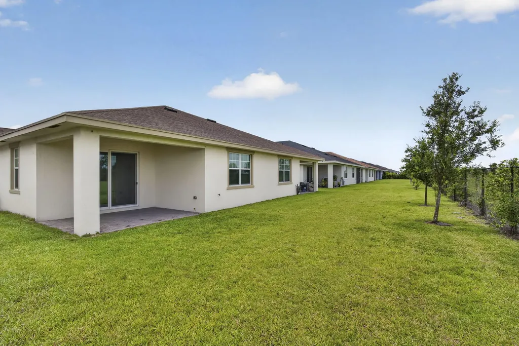 1290 Tangled Orchard Trace Loxahatchee FL 33470