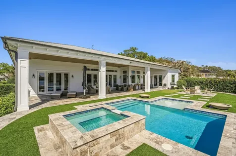 1505 W Camino Del Rio Vero Beach FL 32963