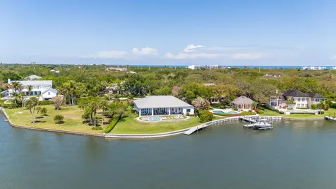 1505 W Camino Del Rio Vero Beach FL 32963