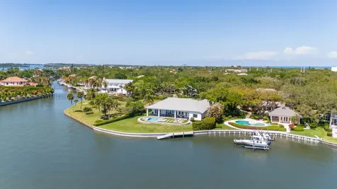 1505 W Camino Del Rio Vero Beach FL 32963