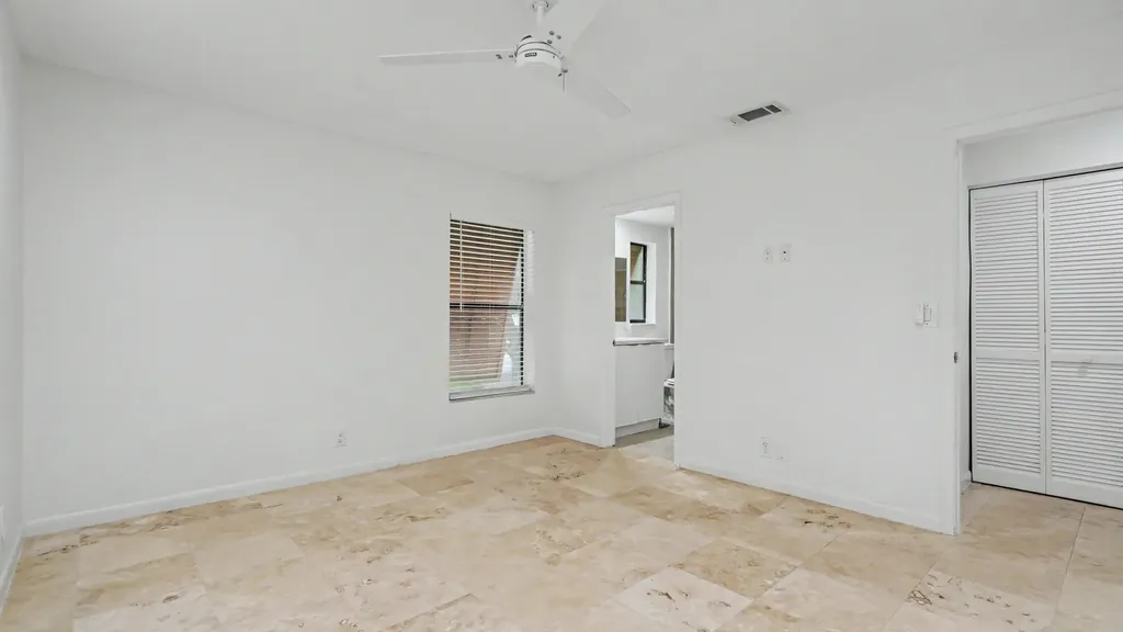 3939 NE 5th Avenue Boca Raton FL 33431