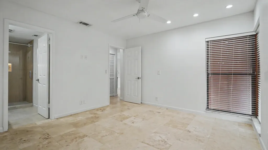 3939 NE 5th Avenue Boca Raton FL 33431
