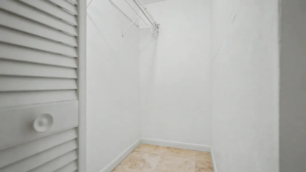 3939 NE 5th Avenue Boca Raton FL 33431