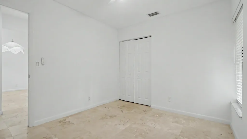 3939 NE 5th Avenue Boca Raton FL 33431