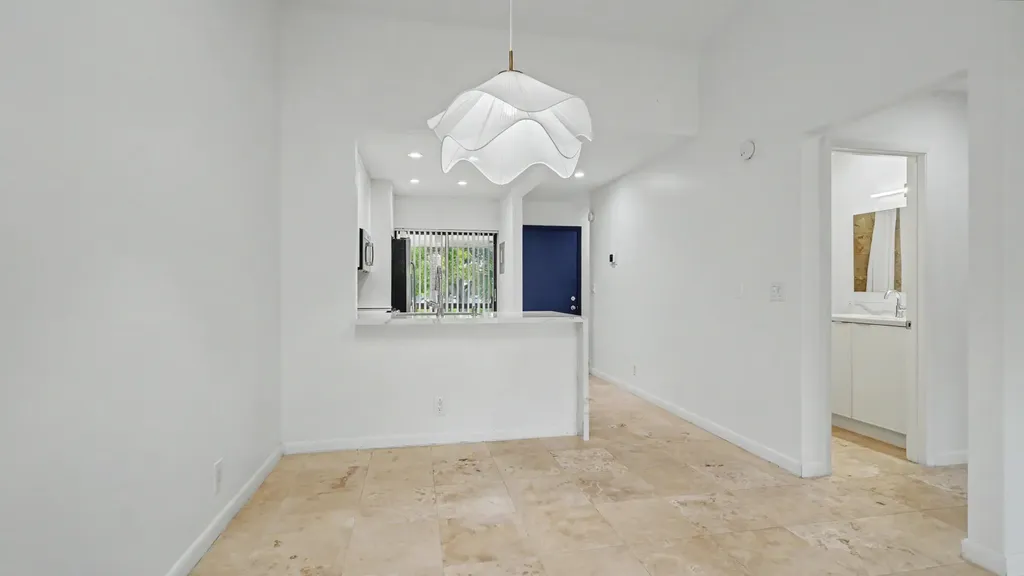 3939 NE 5th Avenue Boca Raton FL 33431