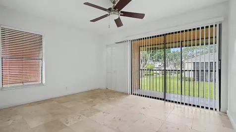 3939 NE 5th Avenue Boca Raton FL 33431