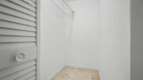 3939 NE 5th Avenue Boca Raton FL 33431