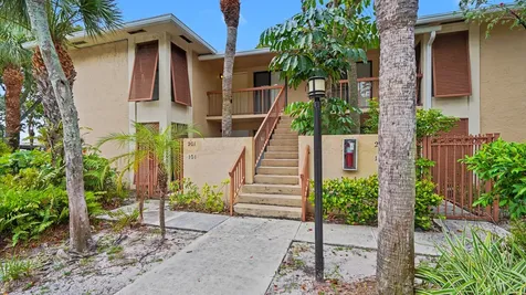 3939 NE 5th Avenue Boca Raton FL 33431