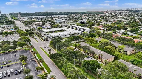 3939 NE 5th Avenue Boca Raton FL 33431
