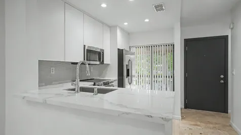 3939 NE 5th Avenue Boca Raton FL 33431