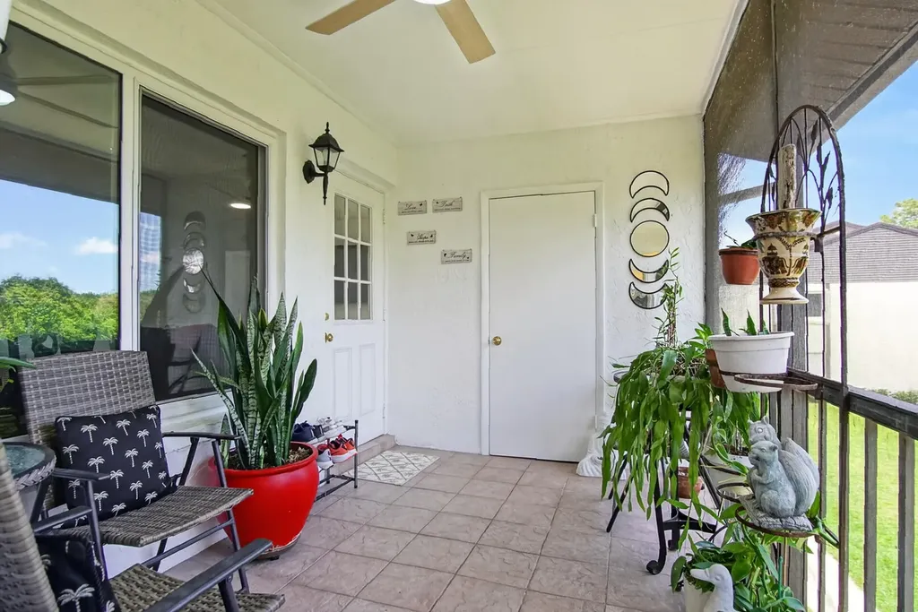 5930 Whispering Pine Way Greenacres FL 33463