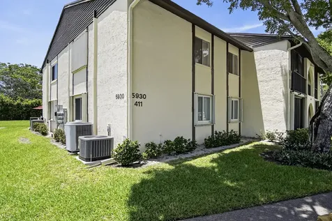 5930 Whispering Pine Way Greenacres FL 33463