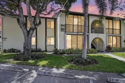 5930 Whispering Pine Way Greenacres FL 33463
