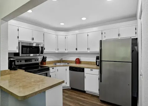 5930 Whispering Pine Way Greenacres FL 33463