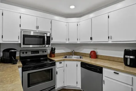 5930 Whispering Pine Way Greenacres FL 33463