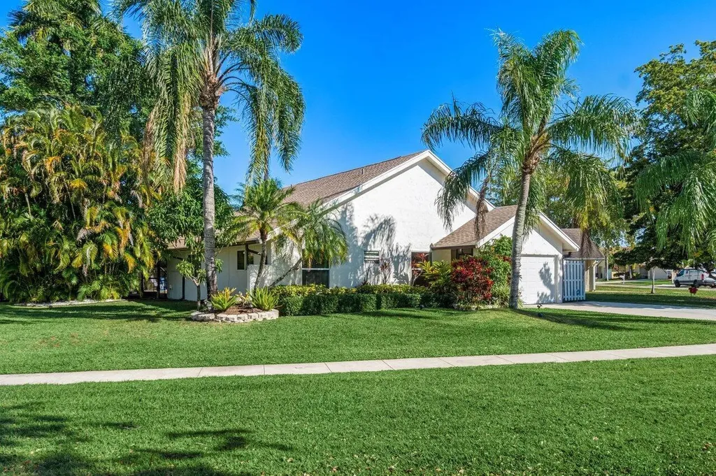 22525 Swordfish Drive Boca Raton FL 33428