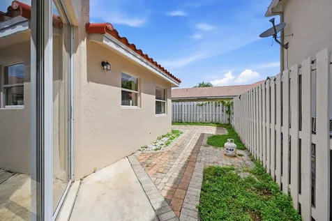 4529 NW 60th Court Coconut Creek FL 33073