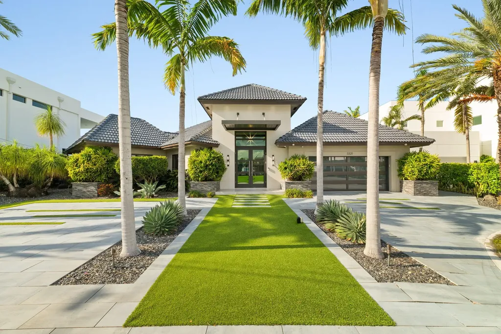 Fort Lauderdale FL, 3321 NE 59th Street