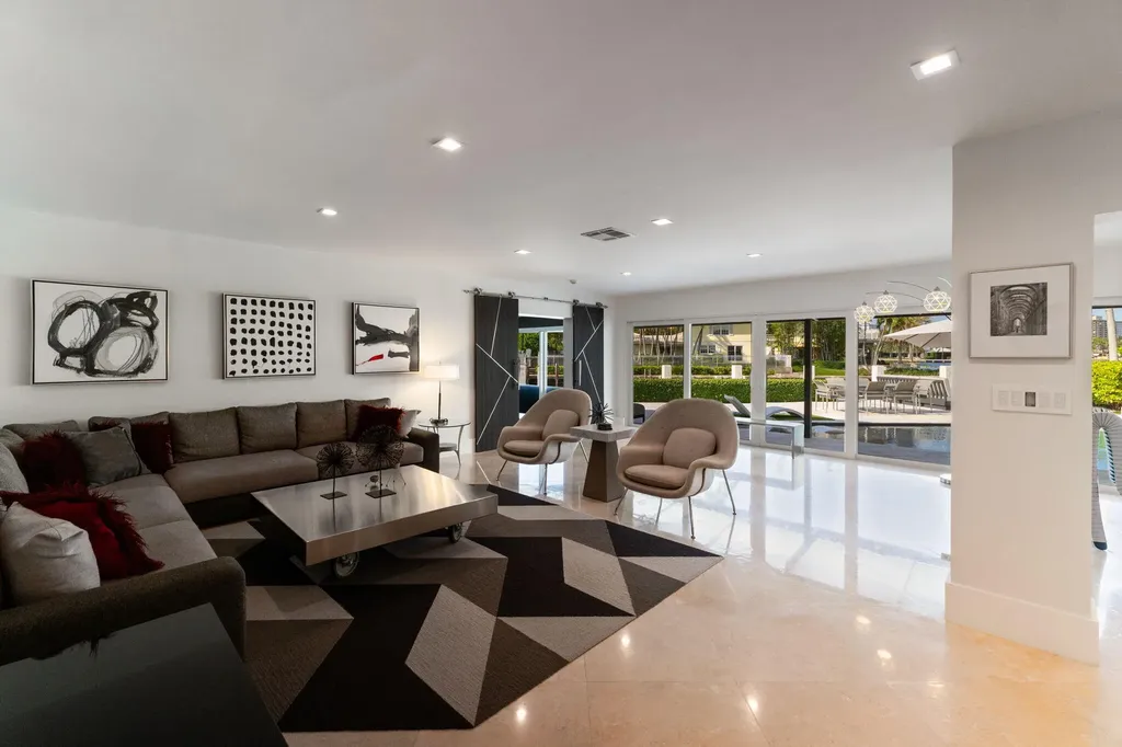 3321 NE 59th Street Fort Lauderdale FL 33308