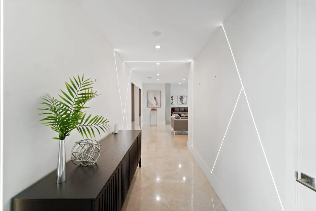 3321 NE 59th Street Fort Lauderdale FL 33308