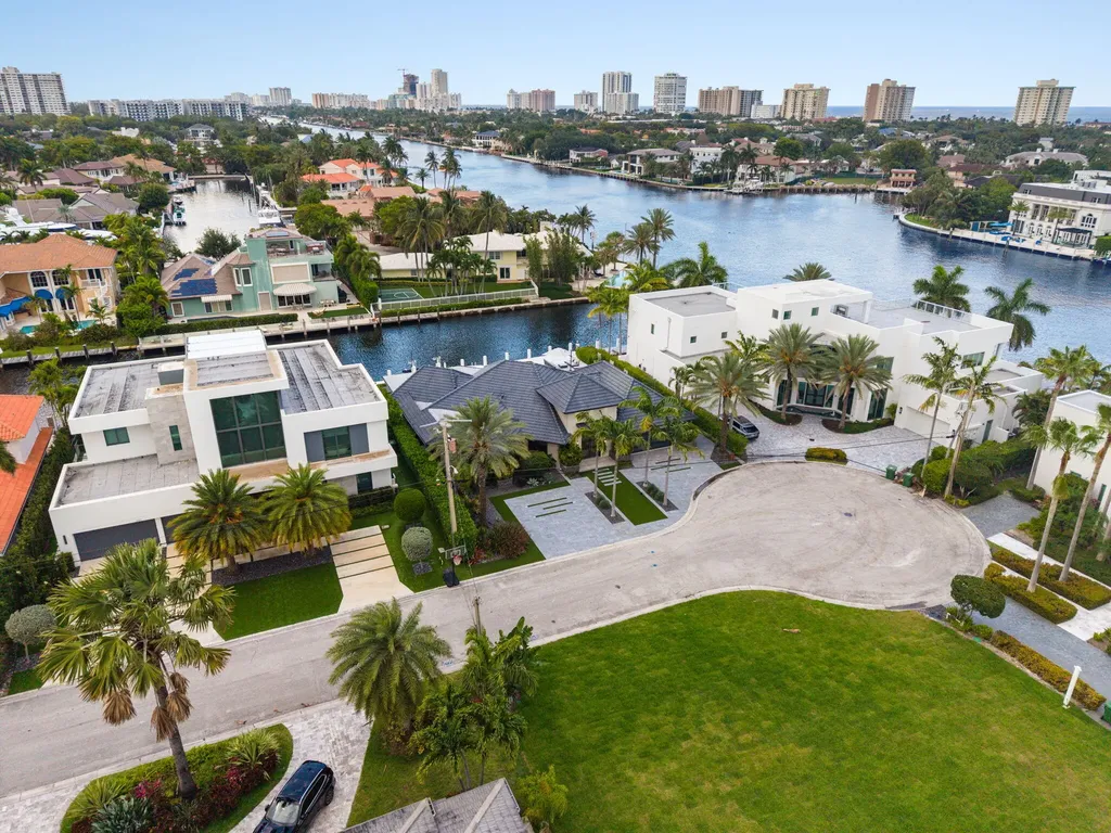 3321 NE 59th Street Fort Lauderdale FL 33308