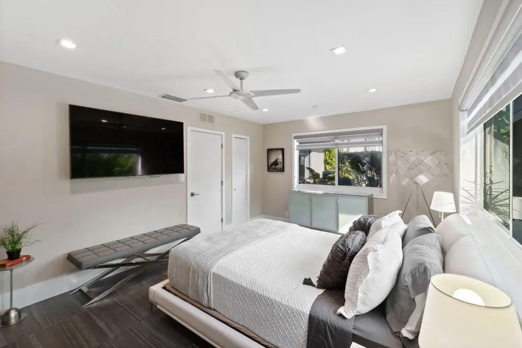 3321 NE 59th Street Fort Lauderdale FL 33308