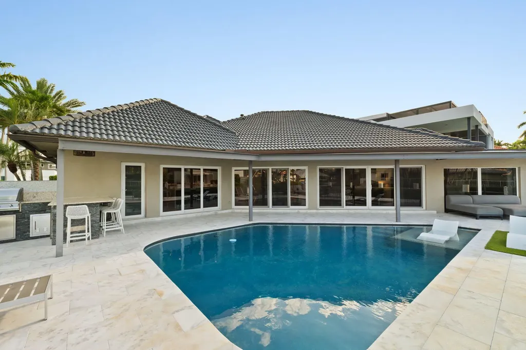 3321 NE 59th Street Fort Lauderdale FL 33308
