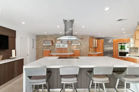 3321 NE 59th Street Fort Lauderdale FL 33308