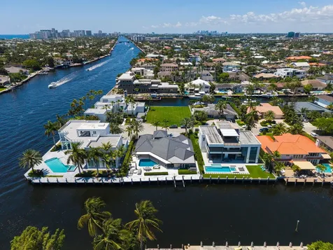 3321 NE 59th Street Fort Lauderdale FL 33308